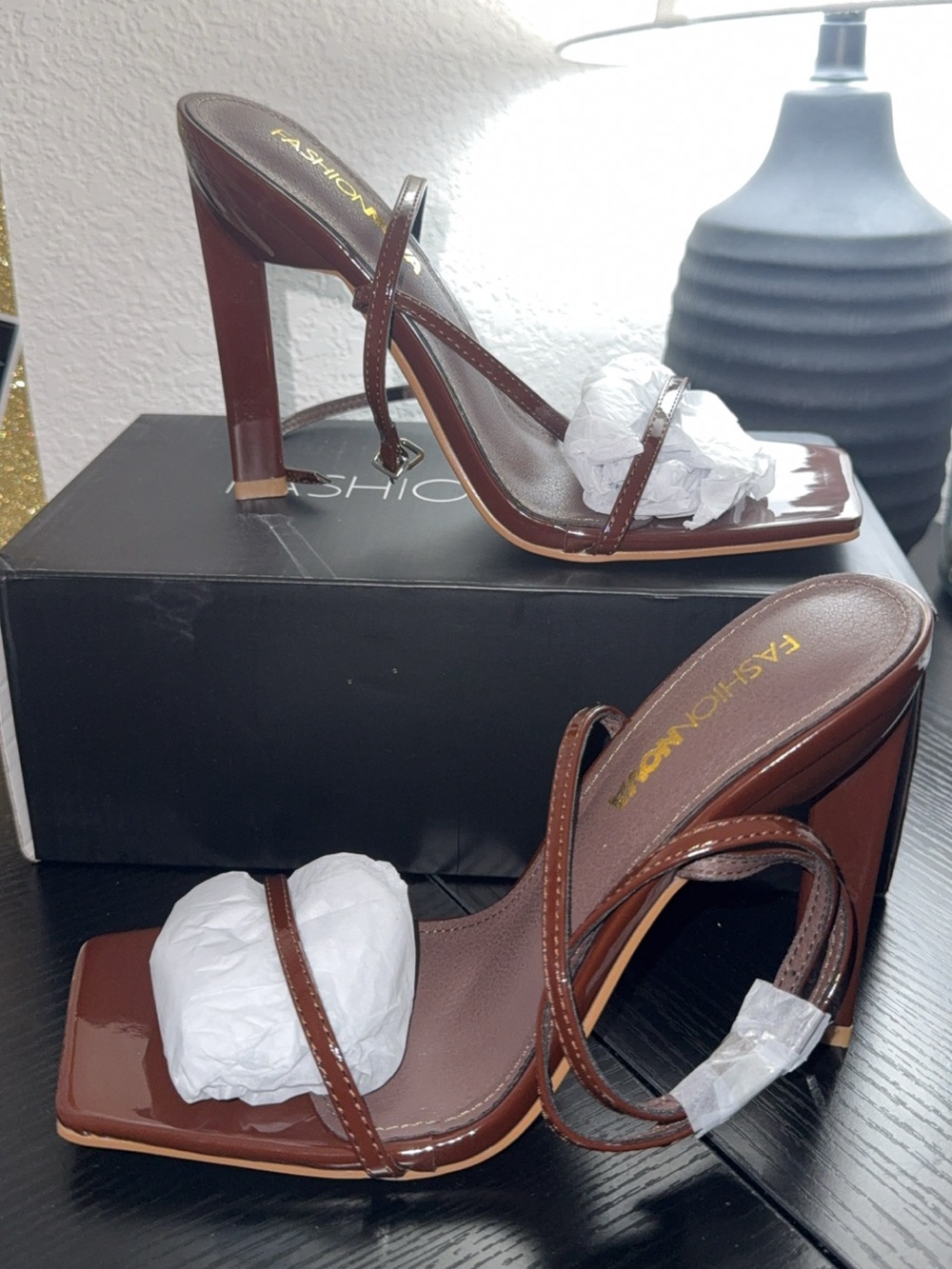 NWT: Fashion Nova Heel
